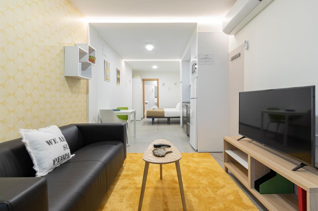 Apa 12l3 Apartment *